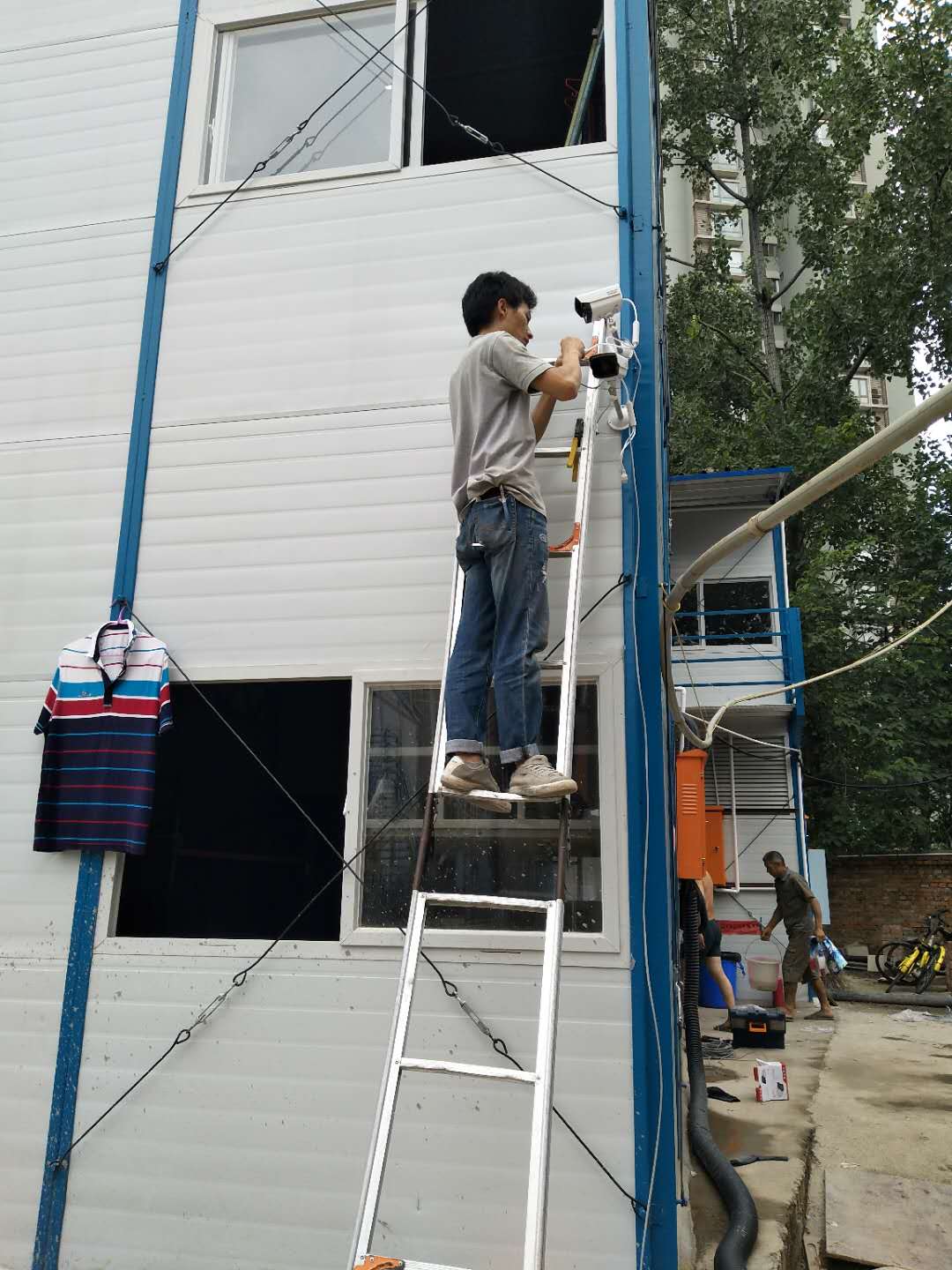 視頻監(jiān)控工程施工一站式服務(wù)，監(jiān)控安裝流程步驟詳述，凱源恒潤(rùn)北京監(jiān)控安裝公司自有施