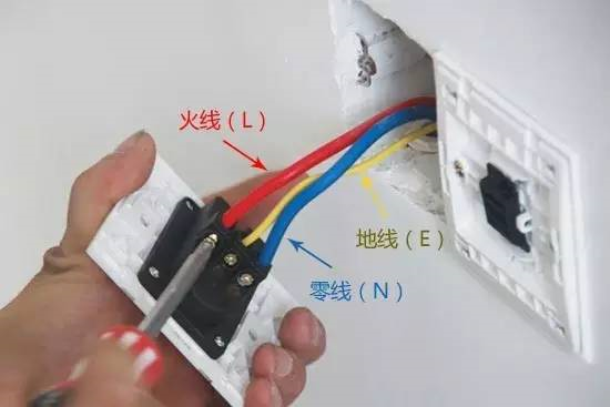 北京別墅弱電系統(tǒng)中智能家居的電路與開關(guān)插座如何布置？凱源恒潤北京監(jiān)控安裝工程公司