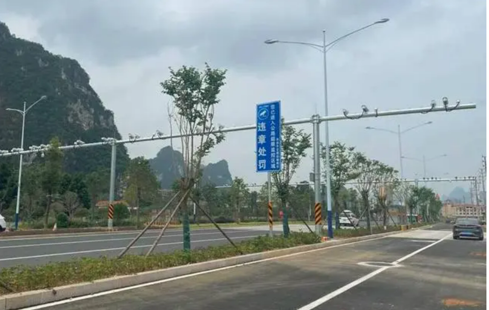 北京物流園區(qū)不停車超載超限預檢系統(tǒng)哪家強？凱源恒潤北京監(jiān)控安裝工程公司很牛掰！