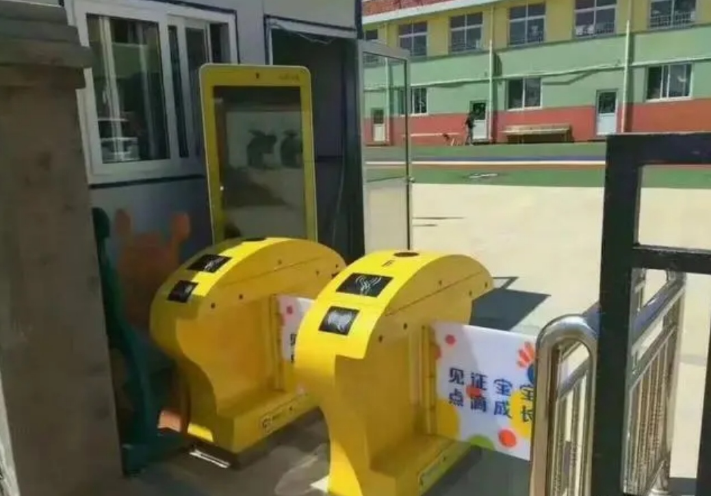 北京幼兒園安裝人臉識(shí)別閘機(jī)找專業(yè)公司，凱源恒潤(rùn)北京監(jiān)控安裝工程公司用專業(yè)確保孩子