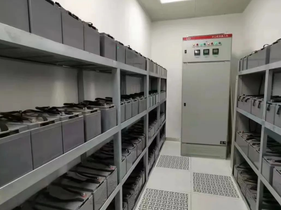 北京弱電機房中的UPS電池如何更換？凱源恒潤北京監(jiān)控安裝工程公司有技術(shù)有經(jīng)驗！